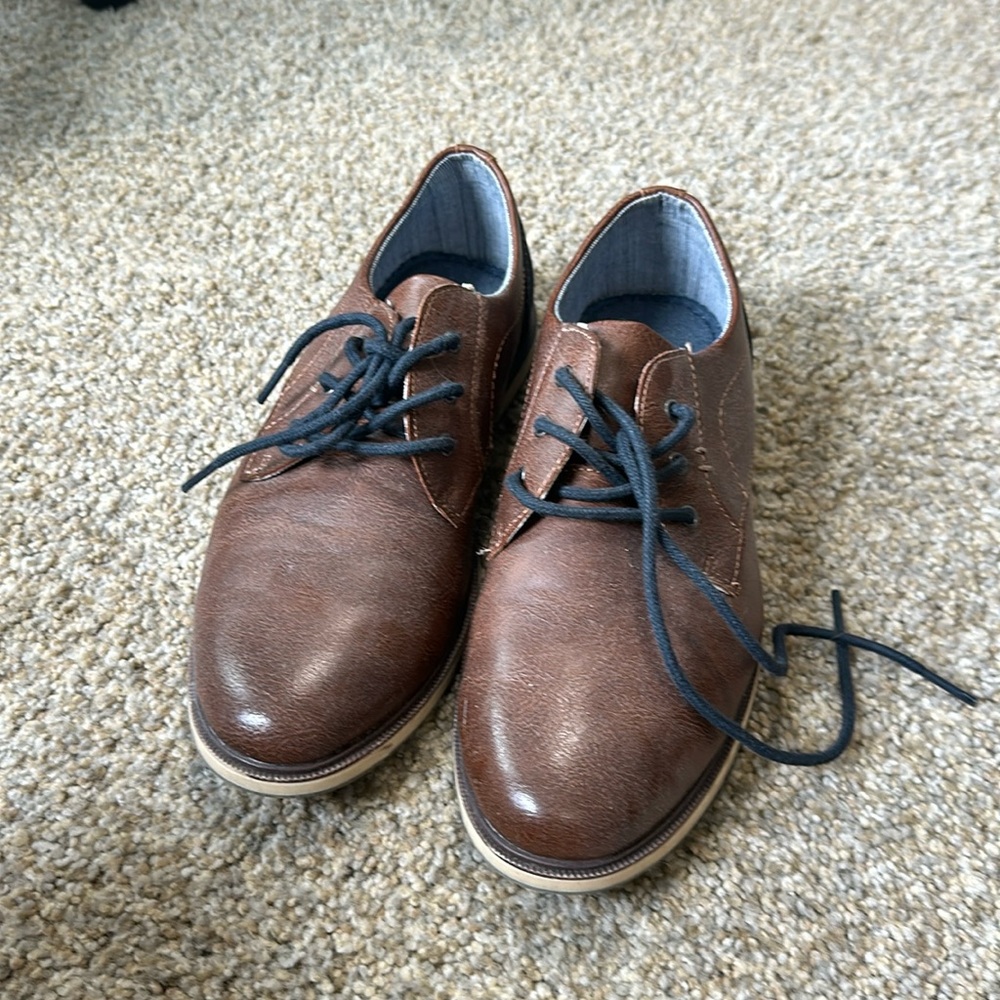 Max + Jake Boys Dress Shoes Size 6